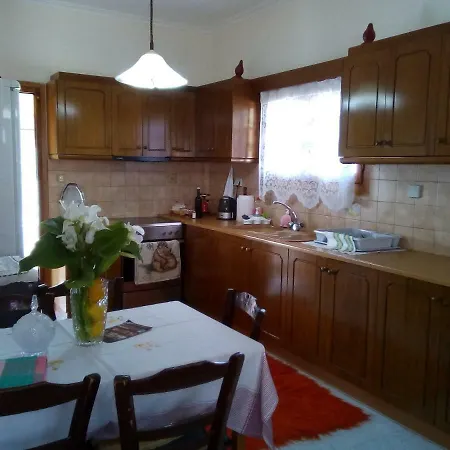 Ferienhaus Tranquil 20 Minutes From Sea-stunning View Draina Mesinia